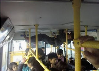 planking on bus