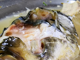 Ong-Lai-(Goh-Kee)-Steamed-Song-Fish-Head-Orh- Chien-旺來(吳記)飯檔