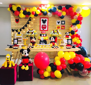 Ideas para mesas de dulces, decoración fiesta cumpleaños Mickey Mouse 6