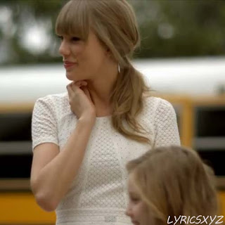 Taylor Swift - Everything Has Changed featuring Ed Sheeran