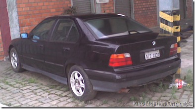 BMW abandonada 1