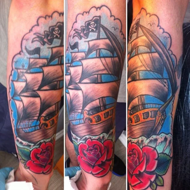 tatuajes de barco pirata