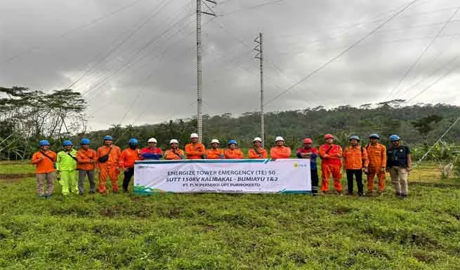 PLN Bergerak Cepat Hadapi Bencana Alam: Tower Emergency Dibangun di Lokasi Longsor SUTT Kalibakal - Bumiayu