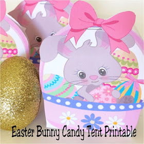 I love these candy tents! They are the perfect easy and cute party favor for any Easter party.  Simply print out the cute Easter Bunny candy tent printable and you have a sweet treat to give students, friends, and neighbors this Easter. #easter #easterbasket #easterprintable #diypartymomblog