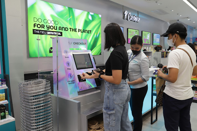 Watsons opens their first futuristic store morena filipina beauty blog