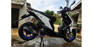 Tampilan Modifikasi Motor Beat Karbu Warna Putih