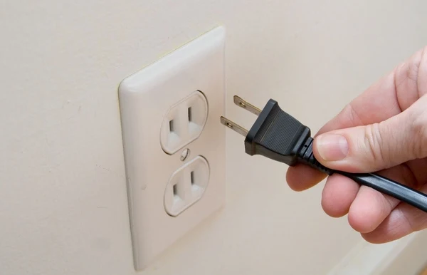 Instalaciones eléctricas residenciales - Contacto para conectar un aparato electrodoméstico