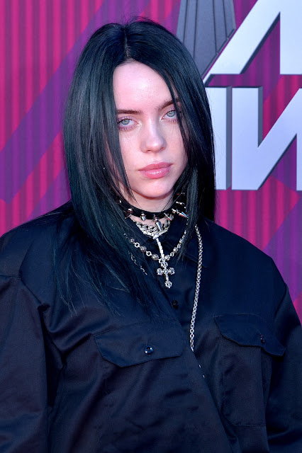 Billie Eilish to Write and Sing The Theme Song for James Bond No Time to Die (Video)