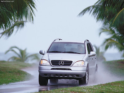 1999 Mercedes-Benz ML430