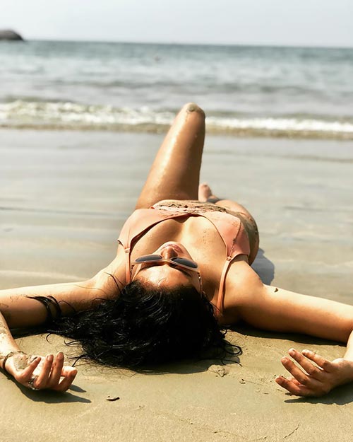 kavita kaushik bikini hot indian tv actress