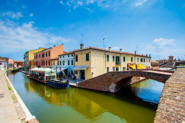 Ponte degli Sbirri-Comacchio