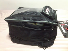 OGK Magnetic Tank Bag with full face helmet