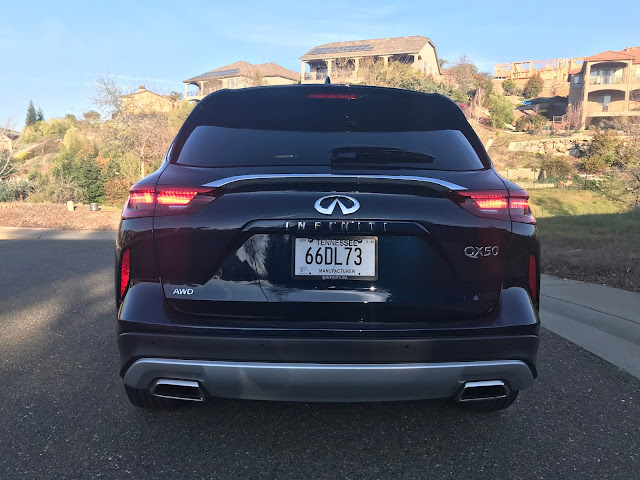 Rear view of 2020 Infiniti QX50 Autograph AWD