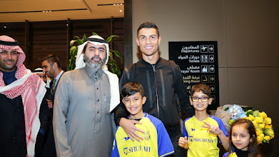 Warna Kuning Naungi Arab Saudi Sambut Ronaldo