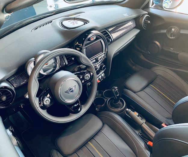 MINI Cabrio