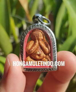 Thai amulet untuk lucky , rezeki dan keberuntungan, kekayaan