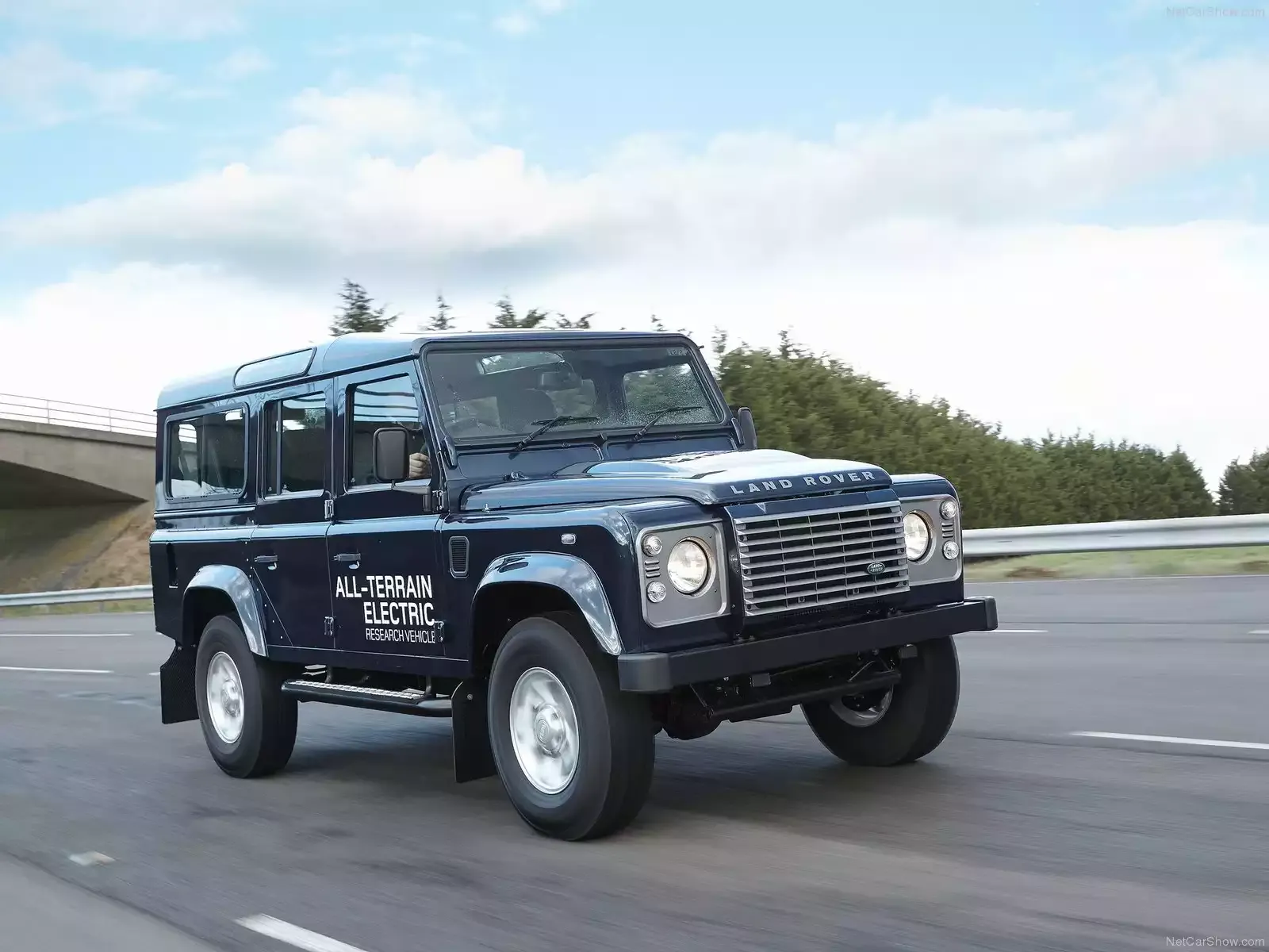 Hình ảnh xe ô tô Land Rover Defender Electric Concept 2013 & nội ngoại thất