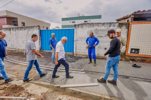 Cícero Lucena acompanha andamento de obras na Educação e Infraestrutura