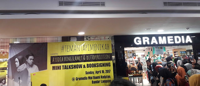 Mini TalkShow & Booksigning Teman Tapi Menikah - Dtito dan Ayudia, LAMPUNG 