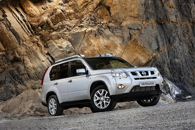 2011 Nissan X-Trail SUV Car Photo