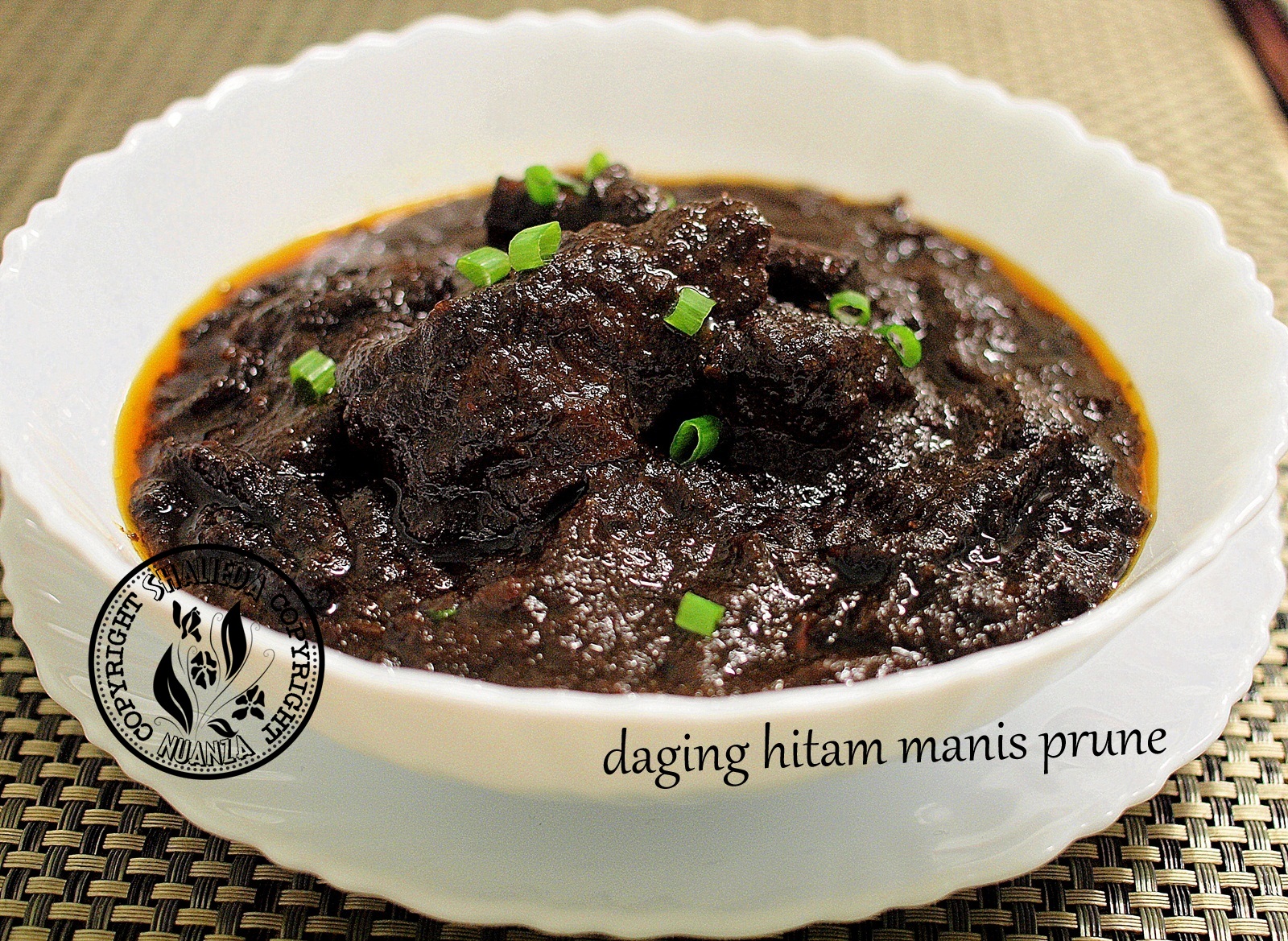 Pesona Cinta Cida de'Nuanza: daging hitam manis prune