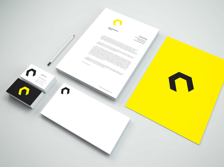 Branding Stationery Mock-up PSD