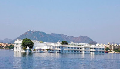 a boat ride on the tranquil waters of Lake Pichola