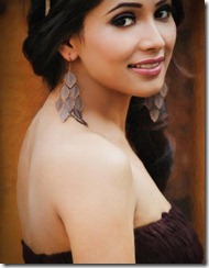 Dipa-Shah-hot sideview