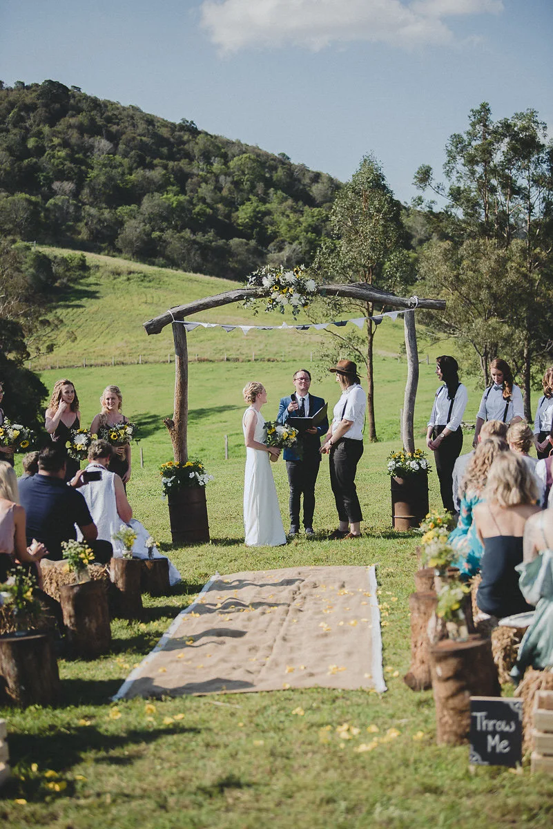 TO THE AISLE AUSTRALIA - SUNSHINE COAST COUNTRY WEDDING