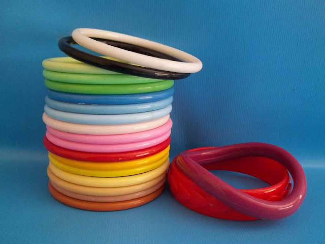 Shiny Plastic Bangle Collection HD Wallpapers Free Download