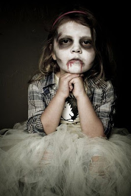 Children in zombie makeup Seen On www.coolpicturegallery.net