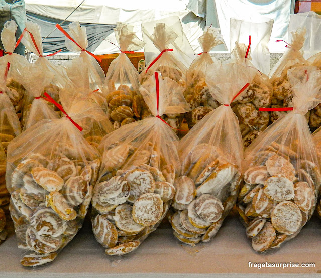 Biscoitos de gema de Amarante, doces típicos de Portugal