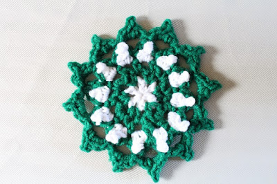 free pattern, crochet, mandala, mini, coasters, green, St. Patty's Day, St. Patrick's Day