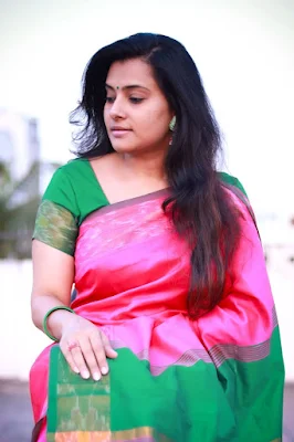 Serial Actress Shruthi Raj Beautiful Saree Pics