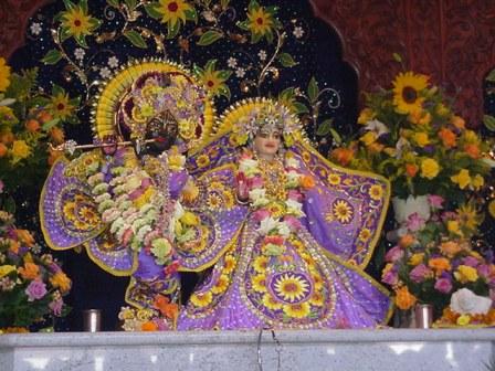 Sri Sri Radha Giridhari the Deities of Auckland, New Zeland