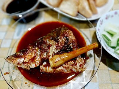 Lunch Dengan Asam Pedas Kepala Ikan Siakap