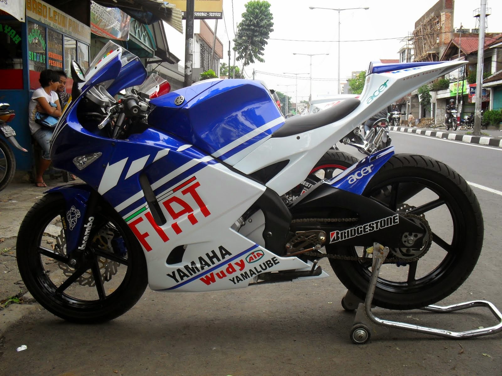 Modifikasi Motor Yamaha Vixion Ala Motor Sport Keren Tips