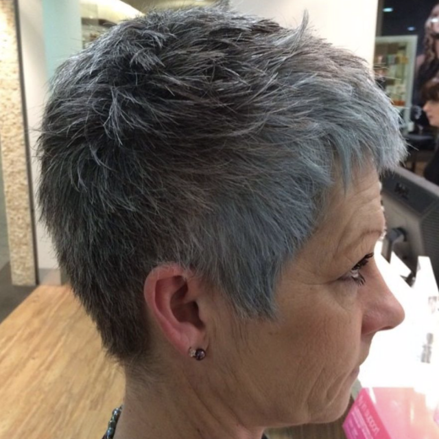 short hairstyles 2019 for women over 50