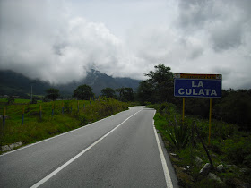 On the road to La Culata