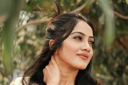 Amika Shail Wiki, Bio, Wikipedia, Age, Instagram, Family, Web Series, Songs, Photos and More