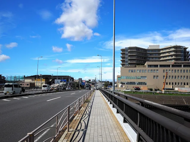 新鶴見橋