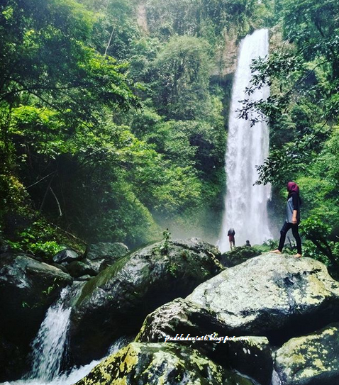 [http://FindWisata.blogspot.com] Mengeksplor Pesona Keindahan Air Terjun Way Tayas Lampung