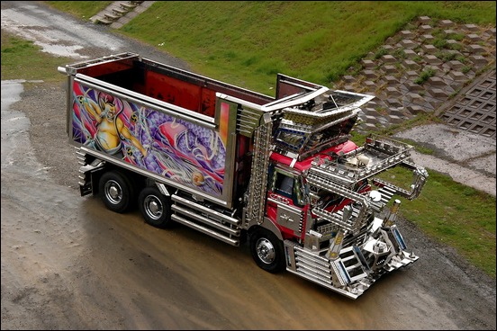 Dekotora...Japanese mad custom truck modding09