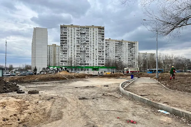 улица 800-летия Москвы, Дубнинская улица