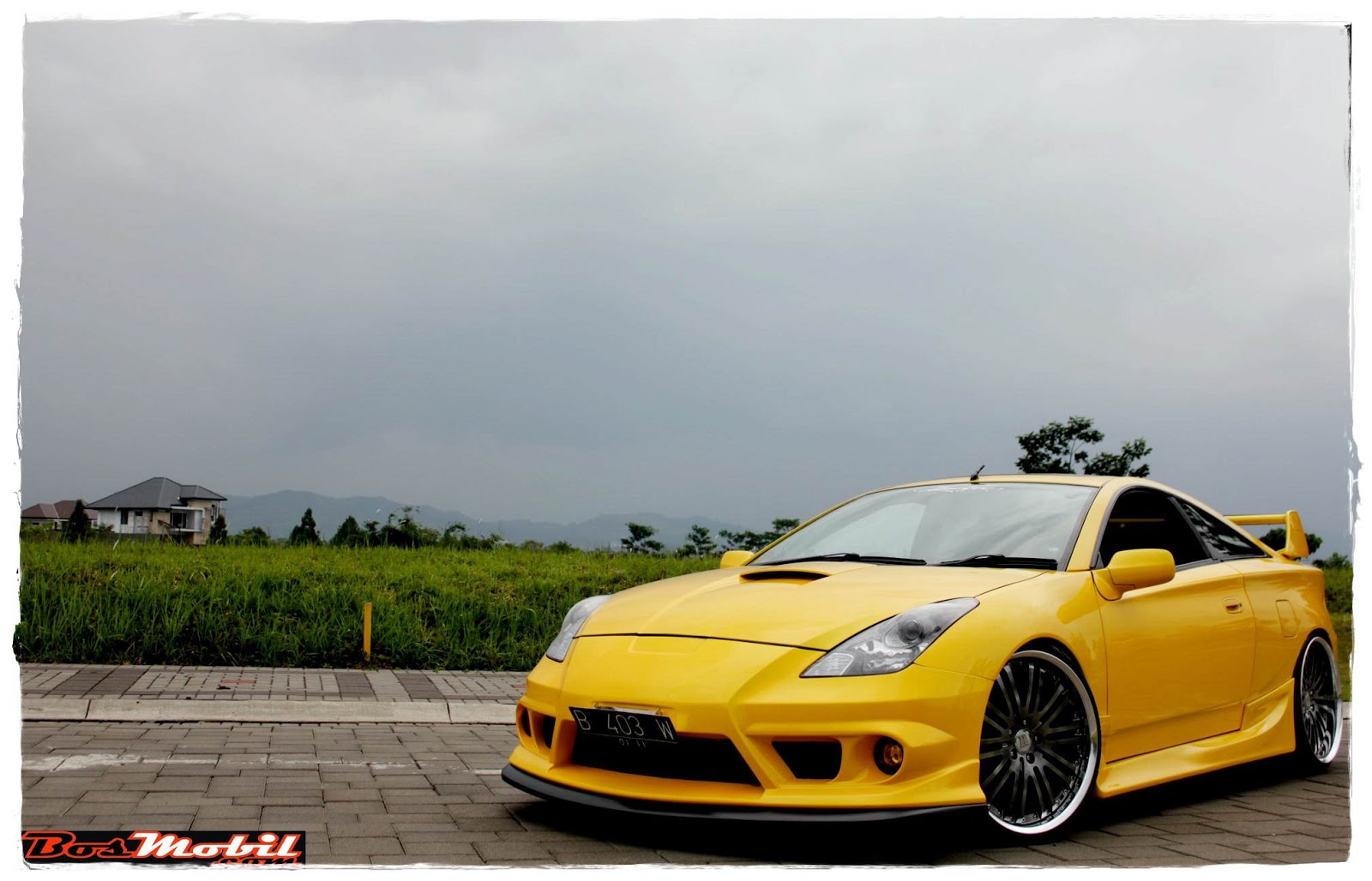 Mobil Modifikasi Toyota Celica Yellow Racing Look AutoMods