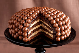 <img alt=" Incroyable gâteau de Maltesers"