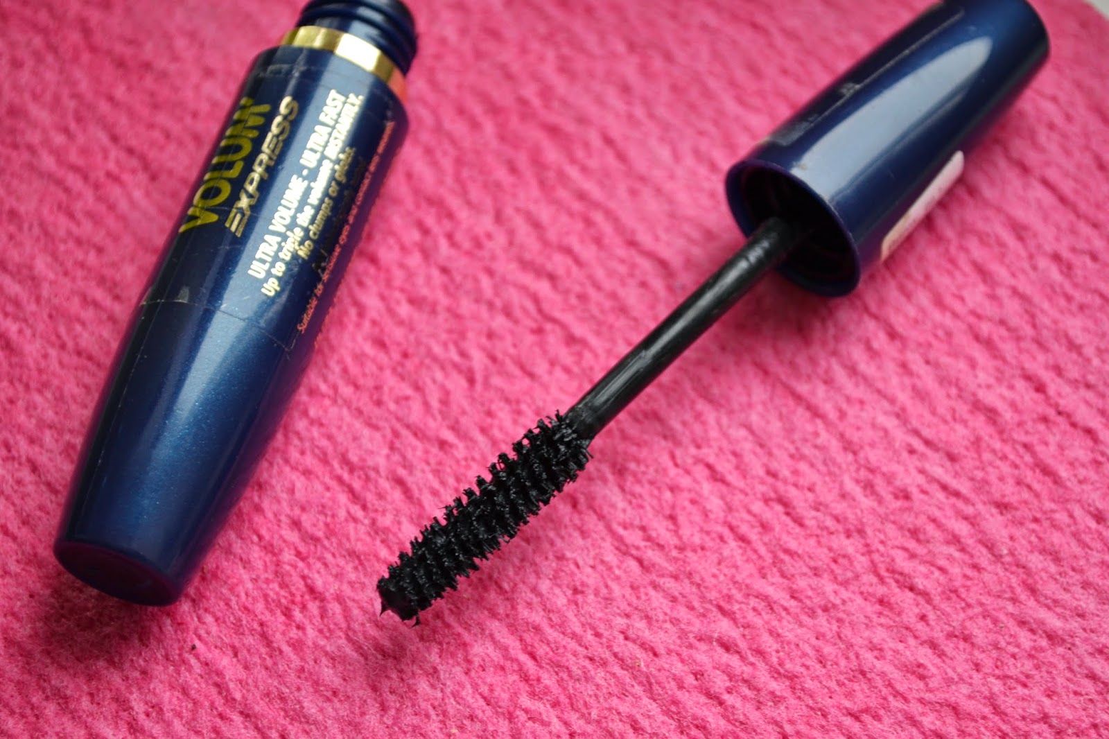 Maybelline Volum´ Express Ultra Volume