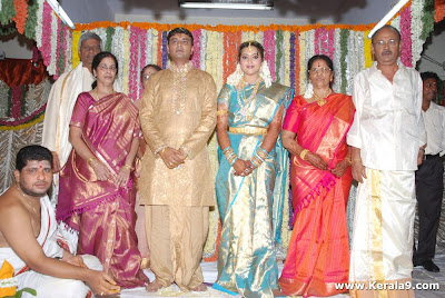 South Indian Famous Actress Meena Marriage Photos Gallery 