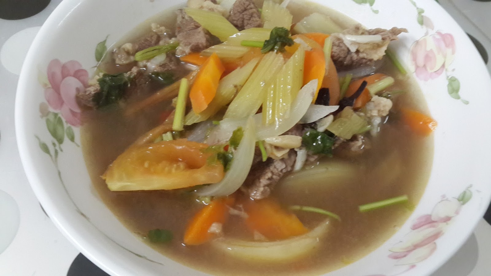 Resepi Masakan Kegemaran: Sup Daging Ala Thai