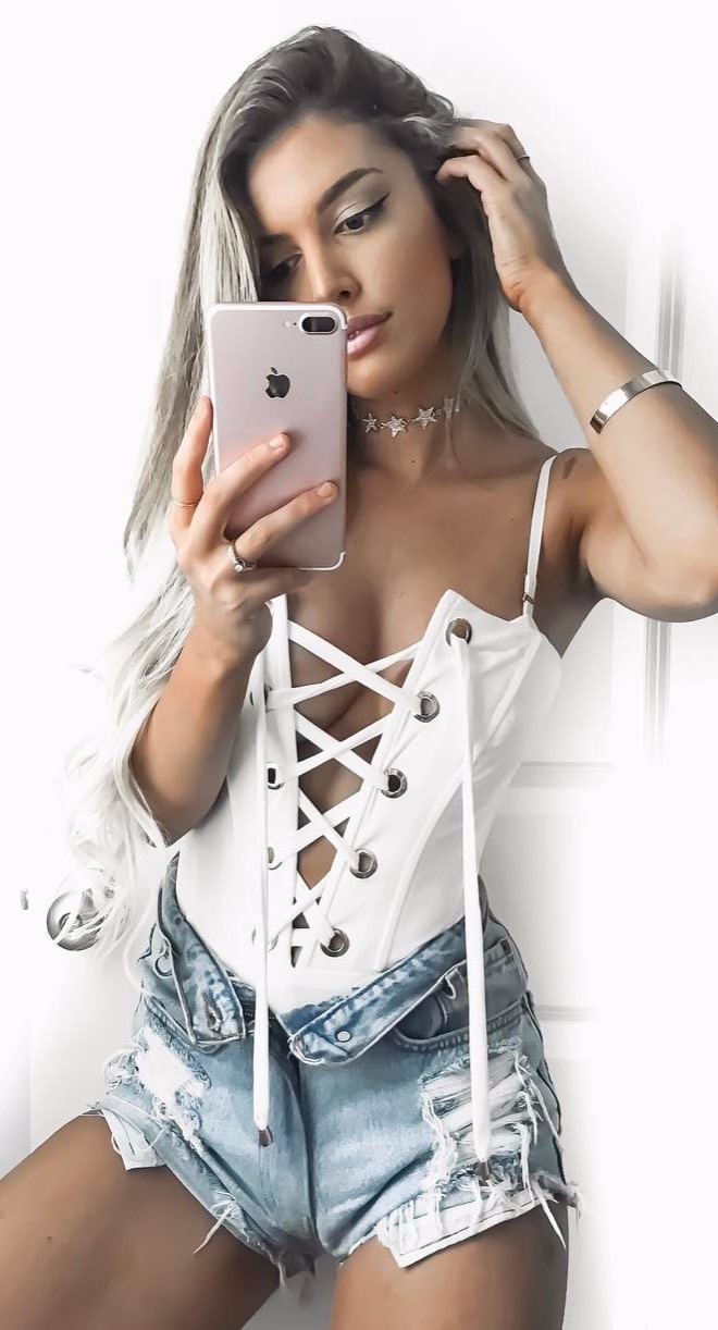 corset bodysuit + denim shorts / summer outfit 